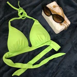 Summer sale!! VS Neon lime green bikini top 👙🍹